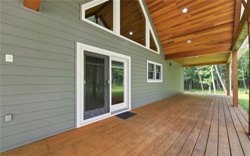 981 State Route 271, Ligonier, 15658, 2 Bedroom Bedrooms, 5 Room Rooms,3 BathroomBathrooms,Residential,For Sale,State Route 271,1767311