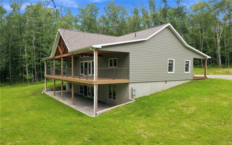 981 State Route 271, Ligonier, 15658, 2 Bedroom Bedrooms, 5 Room Rooms,3 BathroomBathrooms,Residential,For Sale,State Route 271,1767311