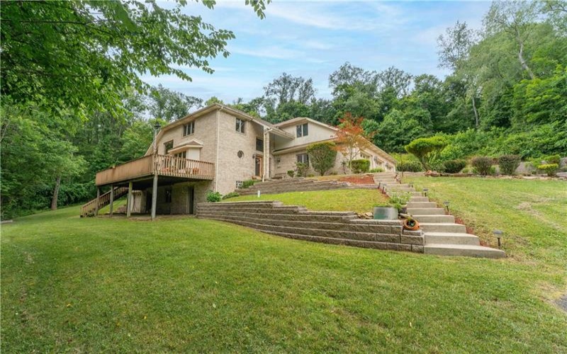 461 and 467 Fan Hollow Rd, Uniontown, 15401, 3 Bedrooms Bedrooms, 8 Rooms Rooms,3.1 BathroomsBathrooms,Residential,For Sale,Fan Hollow Rd,1765907