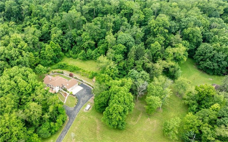 461 and 467 Fan Hollow Rd, Uniontown, 15401, 3 Bedrooms Bedrooms, 8 Rooms Rooms,3.1 BathroomsBathrooms,Residential,For Sale,Fan Hollow Rd,1765907