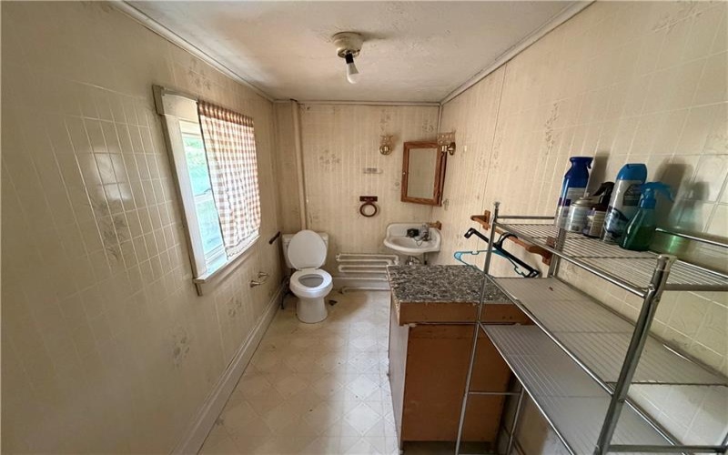 111 Old National Pike, Brownsville, 15417, 4 Bedrooms Bedrooms, ,1.1 BathroomsBathrooms,Residential,For Sale,Old National Pike,1767321