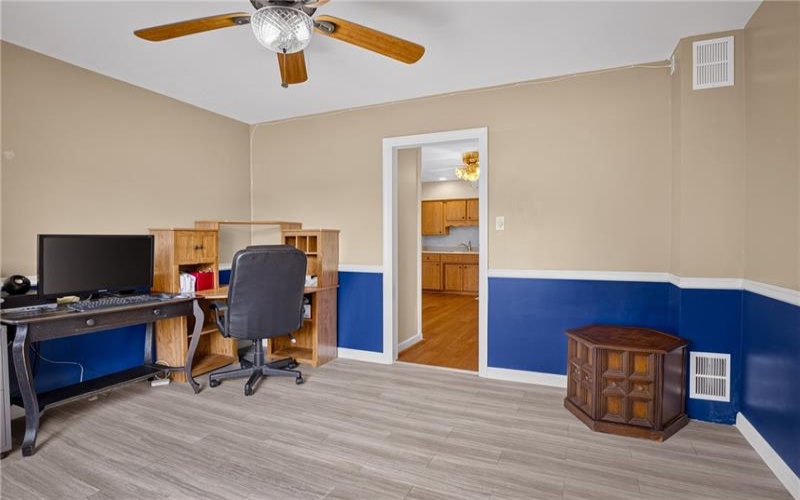 600 Lincoln Ave, Mc Donald, 15057, 5 Bedrooms Bedrooms, 11 Rooms Rooms,3.1 BathroomsBathrooms,Residential,For Sale,Lincoln Ave,1765928