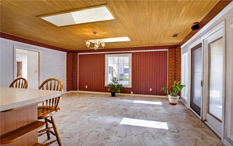 600 Lincoln Ave, Mc Donald, 15057, 5 Bedrooms Bedrooms, 11 Rooms Rooms,3.1 BathroomsBathrooms,Residential,For Sale,Lincoln Ave,1765928
