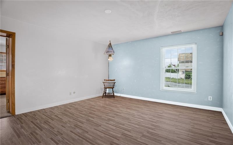 600 Lincoln Ave, Mc Donald, 15057, 5 Bedrooms Bedrooms, 11 Rooms Rooms,3.1 BathroomsBathrooms,Residential,For Sale,Lincoln Ave,1765928