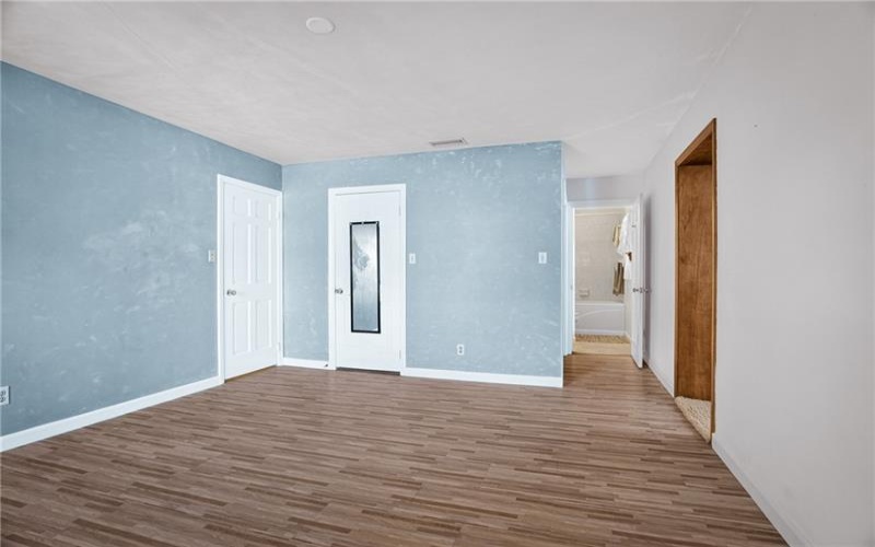 600 Lincoln Ave, Mc Donald, 15057, 5 Bedrooms Bedrooms, 11 Rooms Rooms,3.1 BathroomsBathrooms,Residential,For Sale,Lincoln Ave,1765928