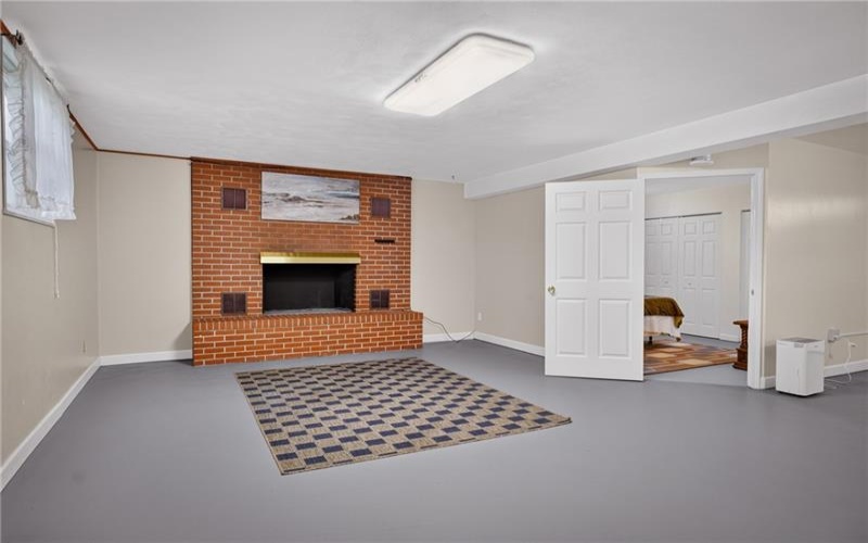 600 Lincoln Ave, Mc Donald, 15057, 5 Bedrooms Bedrooms, 11 Rooms Rooms,3.1 BathroomsBathrooms,Residential,For Sale,Lincoln Ave,1765928