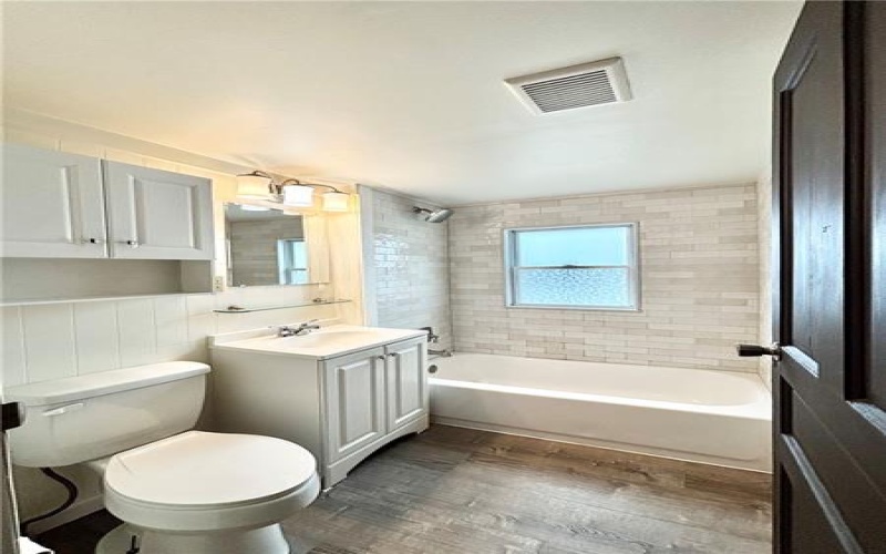 307 Mulberry Ln, Irwin, 15642, 2 Bedrooms Bedrooms, ,1 BathroomBathrooms,Lease,For Rent,Mulberry Ln,1765938