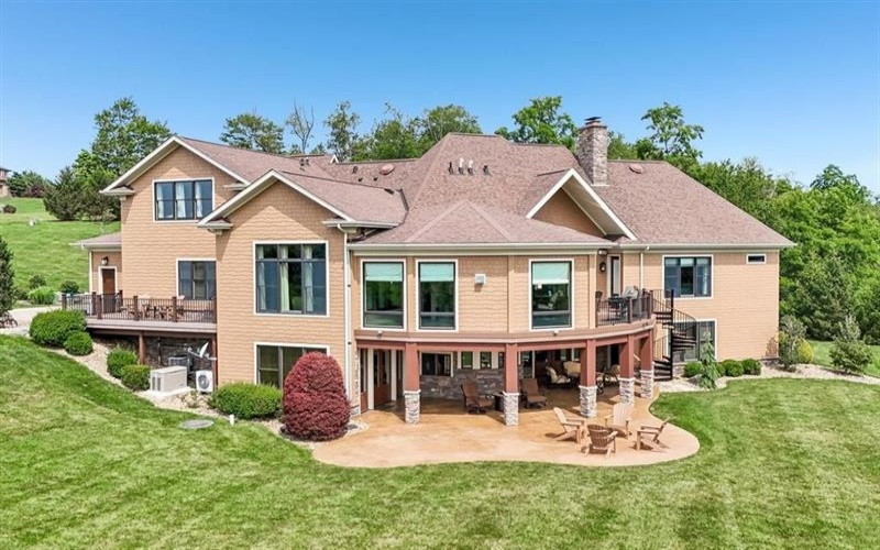 2017 Thunder Lane, Latrobe, 15650, 4 Bedrooms Bedrooms, 13 Rooms Rooms,3.2 BathroomsBathrooms,Residential,For Sale,Thunder Lane,1767346