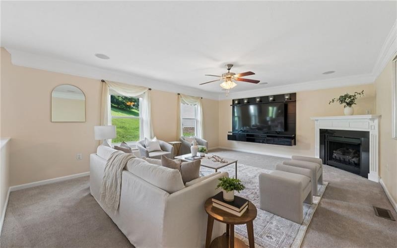 302 Davinci Ct, Rostraver Twp., 15012, 4 Bedroom Bedrooms, 11 Room Rooms,2.2 BathroomBathrooms,Residential,For Sale,Davinci Ct,1765952