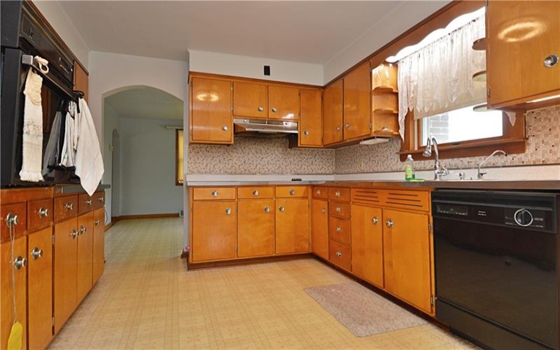 709 Brinkerton Rd, Greensburg, 15601, 3 Bedroom Bedrooms, ,1.1 BathroomBathrooms,Residential,For Sale,Brinkerton Rd,1765958