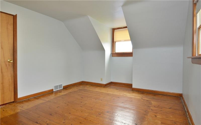 709 Brinkerton Rd, Greensburg, 15601, 3 Bedroom Bedrooms, ,1.1 BathroomBathrooms,Residential,For Sale,Brinkerton Rd,1765958
