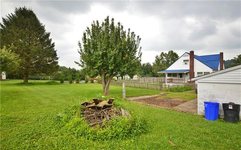 709 Brinkerton Rd, Greensburg, 15601, 3 Bedroom Bedrooms, ,1.1 BathroomBathrooms,Residential,For Sale,Brinkerton Rd,1765958