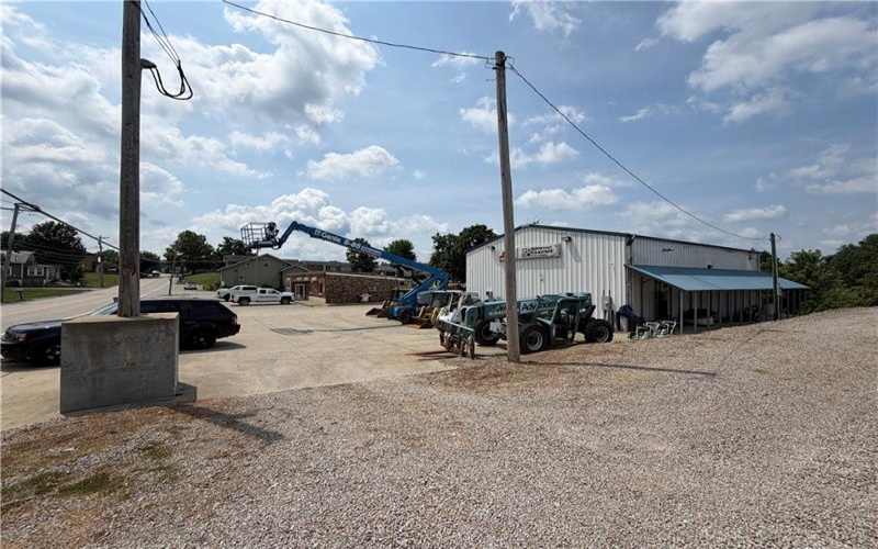 515 S Eighty Eight Rd, Carmichaels, 15320, ,Commercial-industrial-business,For Sale,S Eighty Eight Rd,1767365