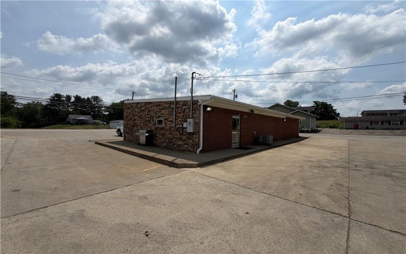 515 S Eighty Eight Rd, Carmichaels, 15320, ,Commercial-industrial-business,For Sale,S Eighty Eight Rd,1767365