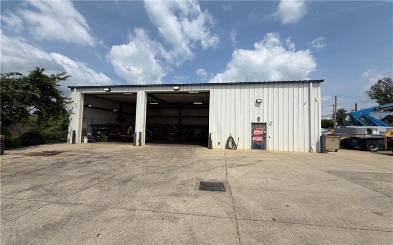 515 S Eighty Eight Rd, Carmichaels, 15320, ,Commercial-industrial-business,For Sale,S Eighty Eight Rd,1767365