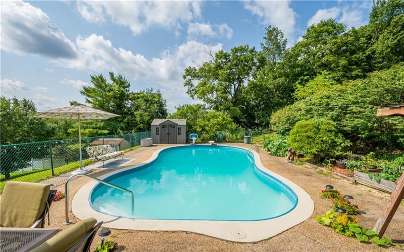 190 Delaware Trl, Venetia, 15367, 4 Bedrooms Bedrooms, 12 Rooms Rooms,2.1 BathroomsBathrooms,Residential,For Sale,Delaware Trl,1767378