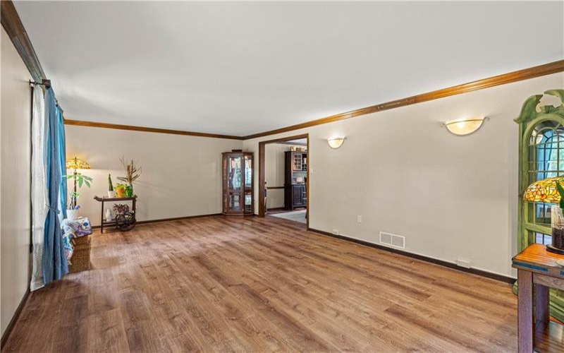 190 Delaware Trl, Venetia, 15367, 4 Bedrooms Bedrooms, 12 Rooms Rooms,2.1 BathroomsBathrooms,Residential,For Sale,Delaware Trl,1767378