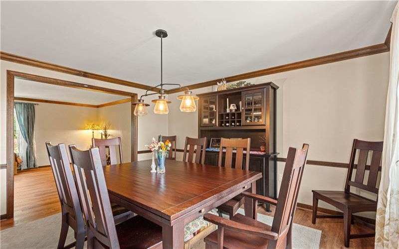 190 Delaware Trl, Venetia, 15367, 4 Bedrooms Bedrooms, 12 Rooms Rooms,2.1 BathroomsBathrooms,Residential,For Sale,Delaware Trl,1767378