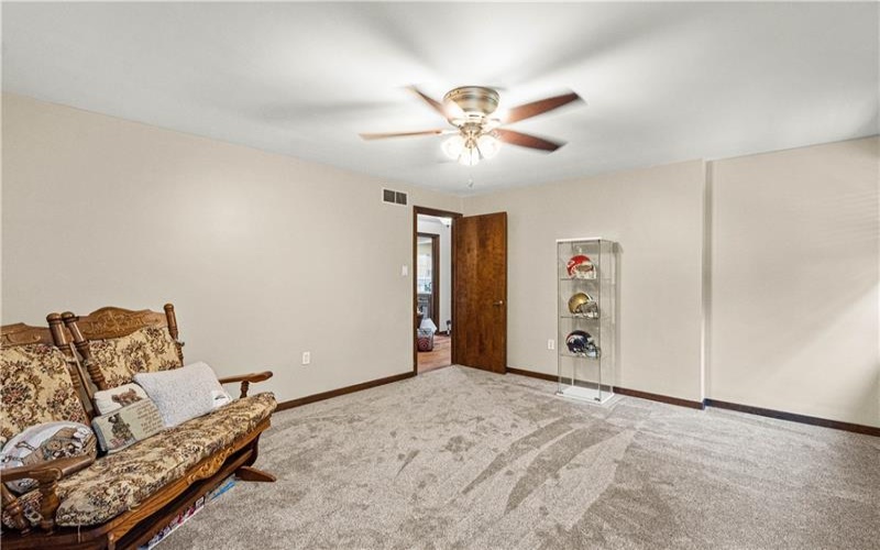 190 Delaware Trl, Venetia, 15367, 4 Bedrooms Bedrooms, 12 Rooms Rooms,2.1 BathroomsBathrooms,Residential,For Sale,Delaware Trl,1767378