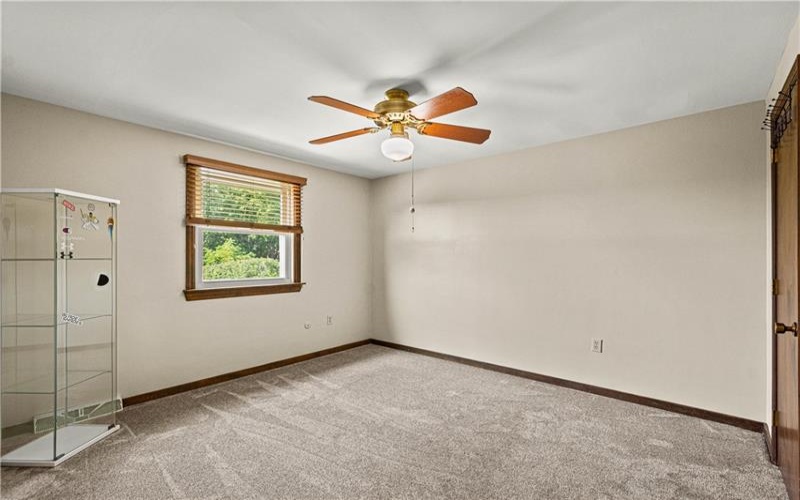 190 Delaware Trl, Venetia, 15367, 4 Bedrooms Bedrooms, 12 Rooms Rooms,2.1 BathroomsBathrooms,Residential,For Sale,Delaware Trl,1767378