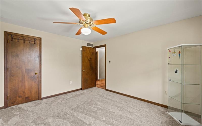 190 Delaware Trl, Venetia, 15367, 4 Bedrooms Bedrooms, 12 Rooms Rooms,2.1 BathroomsBathrooms,Residential,For Sale,Delaware Trl,1767378