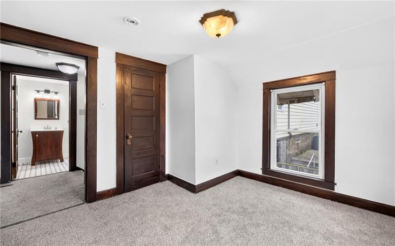 609 7th St, Charleroi, 15022, 3 Bedrooms Bedrooms, 8 Rooms Rooms,2 BathroomsBathrooms,Residential,For Sale,7th St,1765988
