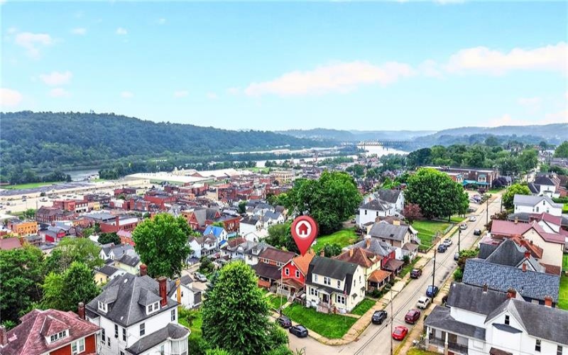 609 7th St, Charleroi, 15022, 3 Bedrooms Bedrooms, 8 Rooms Rooms,2 BathroomsBathrooms,Residential,For Sale,7th St,1765988