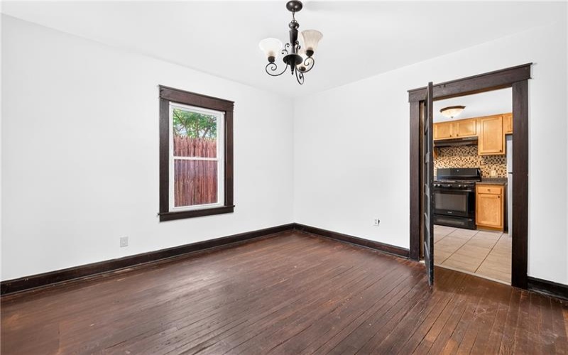 609 7th St, Charleroi, 15022, 3 Bedrooms Bedrooms, 8 Rooms Rooms,2 BathroomsBathrooms,Residential,For Sale,7th St,1765988