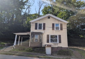 410 4th St, Monongahela, 15063, 2 Bedrooms Bedrooms, ,1 BathroomBathrooms,Residential,For Sale,4th St,1765990 410 4th St, Monongahela, 15063, 2 Bedrooms Bedrooms, ,1 BathroomBathrooms,Residential,For Sale,4th St,1765990