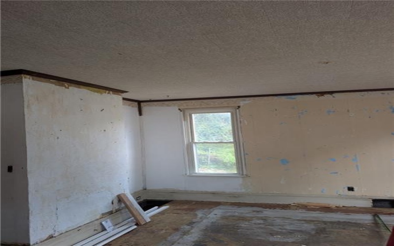 410 4th St, Monongahela, 15063, 2 Bedrooms Bedrooms, ,1 BathroomBathrooms,Residential,For Sale,4th St,1765990