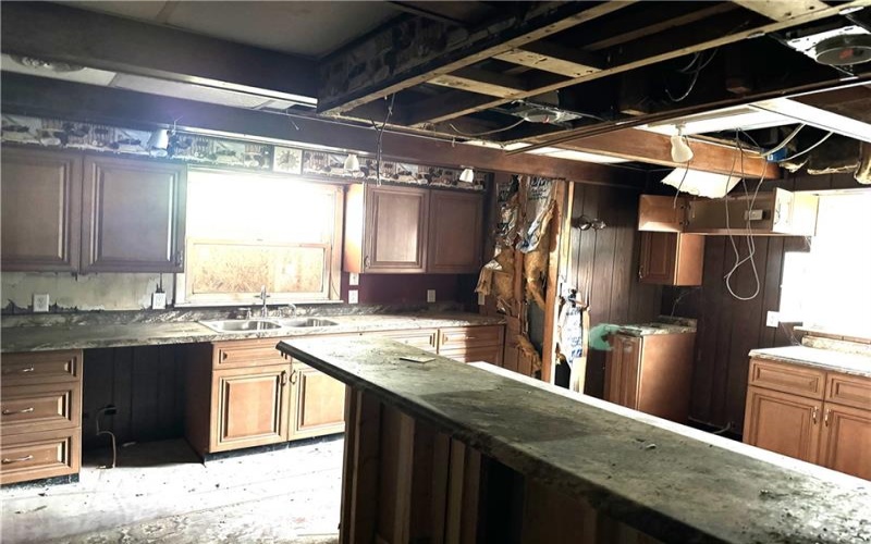 847 Old National Pike, Brownsville, 15417, 4 Bedrooms Bedrooms, 10 Rooms Rooms,2.1 BathroomsBathrooms,Residential,For Sale,Old National Pike,1767414