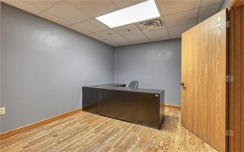 911 Ligonier St, Suites 205&206, Latrobe, 15650, ,Commercial-industrial-business,For Sale,Ligonier St, Suites 205&206,1765997