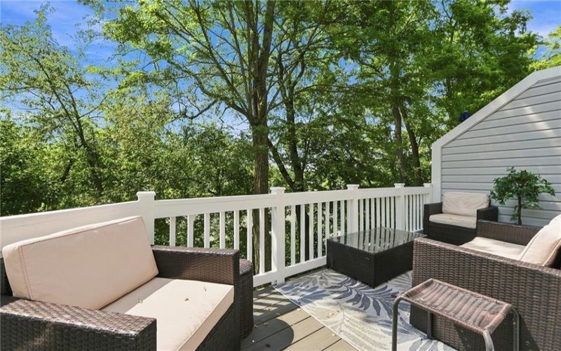 206 Waterside Dr, Canonsburg, 15317, 3 Bedrooms Bedrooms, 11 Rooms Rooms,3.1 BathroomsBathrooms,Residential,For Sale,Waterside Dr,1767435