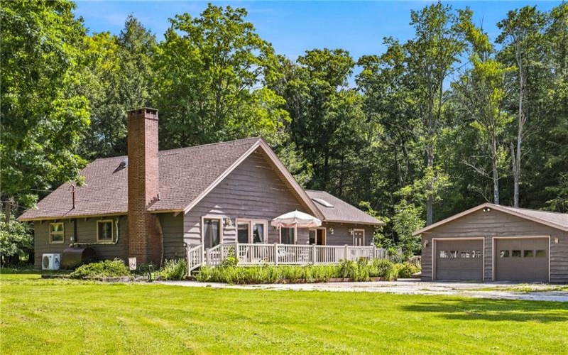 173 East Fairway Road, Central City, 15926, 2 Bedrooms Bedrooms, 6 Rooms Rooms,2 BathroomsBathrooms,Residential,For Sale,East Fairway Road,1766002