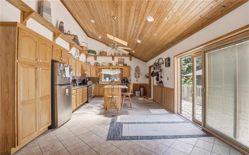 173 East Fairway Road, Central City, 15926, 2 Bedrooms Bedrooms, 6 Rooms Rooms,2 BathroomsBathrooms,Residential,For Sale,East Fairway Road,1766002