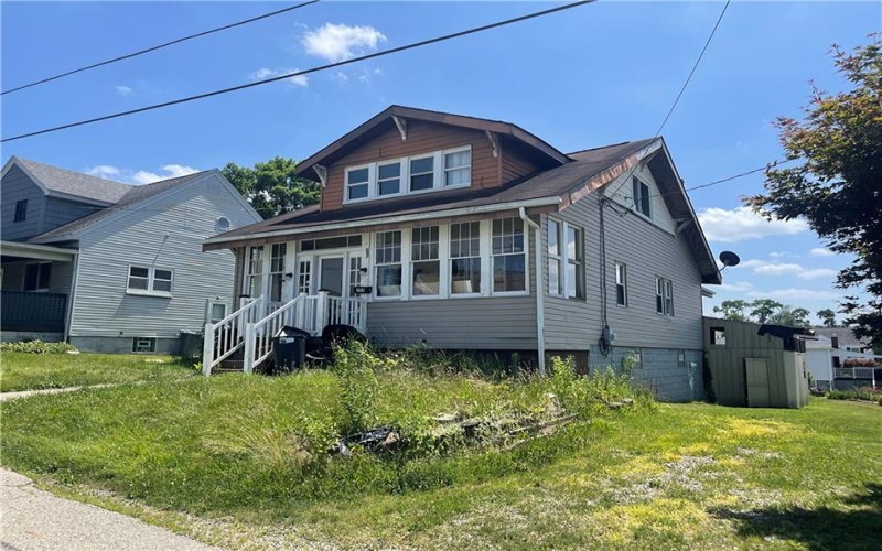 304 Fell St, Belle Vernon, 15012, 4 Bedroom Bedrooms, ,Residential,For Sale,Fell St,1766011