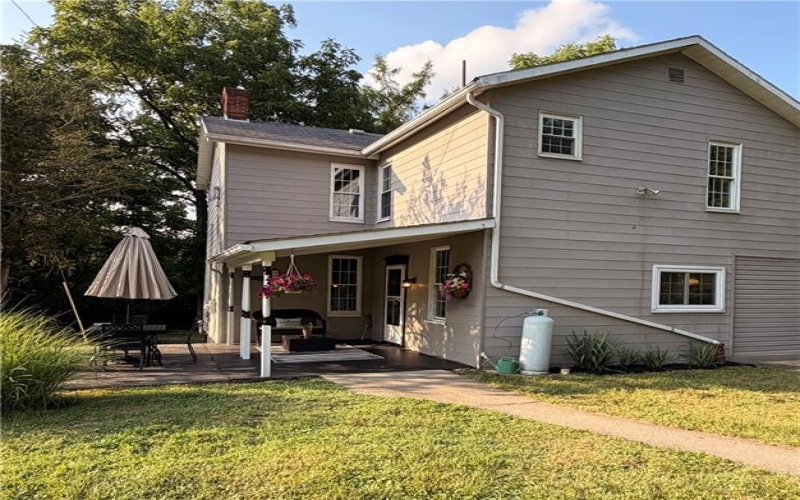 575 Adelaide Road, Connellsville, 15425, 3 Bedrooms Bedrooms, ,2 BathroomsBathrooms,Residential,For Sale,Adelaide Road,1766024