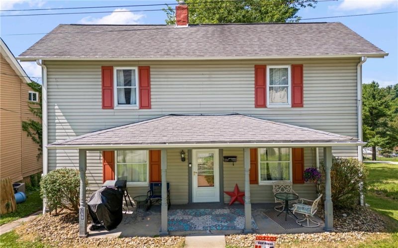 259 Cherry Ave, Houston, 15342, 2 Bedrooms Bedrooms, 6 Rooms Rooms,1 BathroomBathrooms,Residential,For Sale,Cherry Ave,1767478