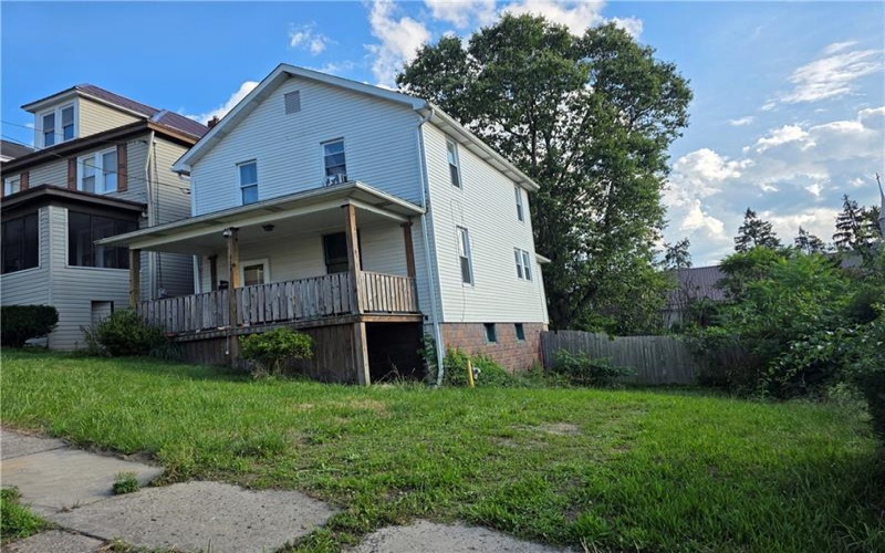 624 Front St, Brownsville, 15417, 3 Bedrooms Bedrooms, 6 Rooms Rooms,1 BathroomBathrooms,Residential,For Sale,Front St,1766041