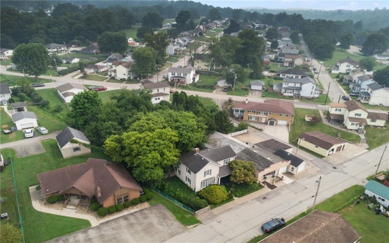 305-307 S 6TH ST, WEST NEWTON, 15089, ,Commercial-industrial-business,For Sale,S 6TH ST,1766044