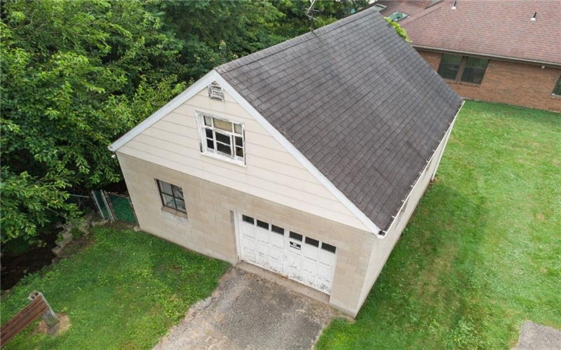 305-307 S 6TH ST, WEST NEWTON, 15089, ,Commercial-industrial-business,For Sale,S 6TH ST,1766044