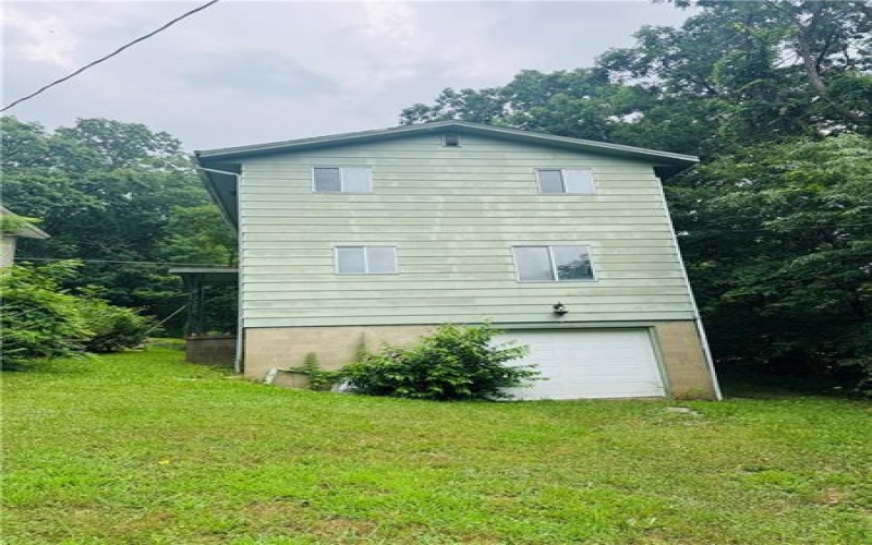 2108 2nd St, Connellsville, 15425, 3 Bedrooms Bedrooms, ,1.1 BathroomsBathrooms,Residential,For Sale,2nd St,1767498
