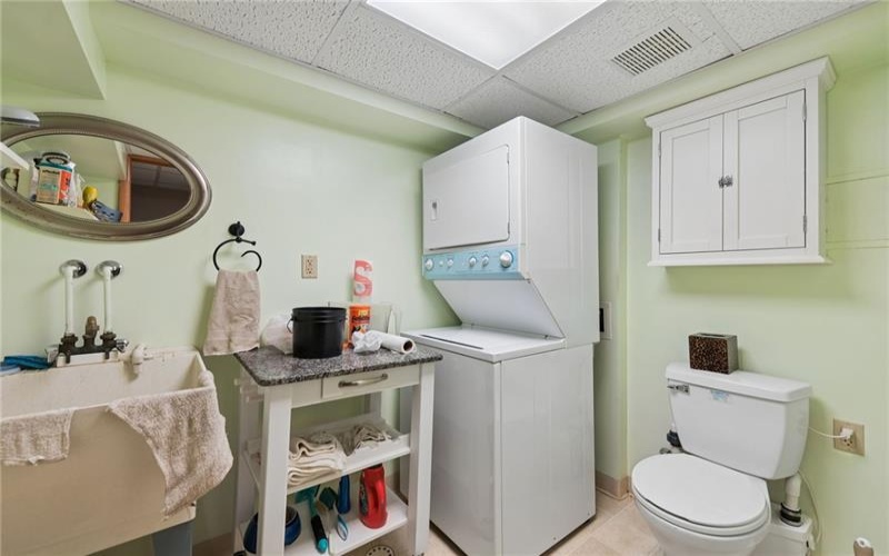 220 VERNON AVE, Belle Vernon, 15012, 3 Bedrooms Bedrooms, ,1.1 BathroomsBathrooms,Residential,For Sale,VERNON AVE,1766045