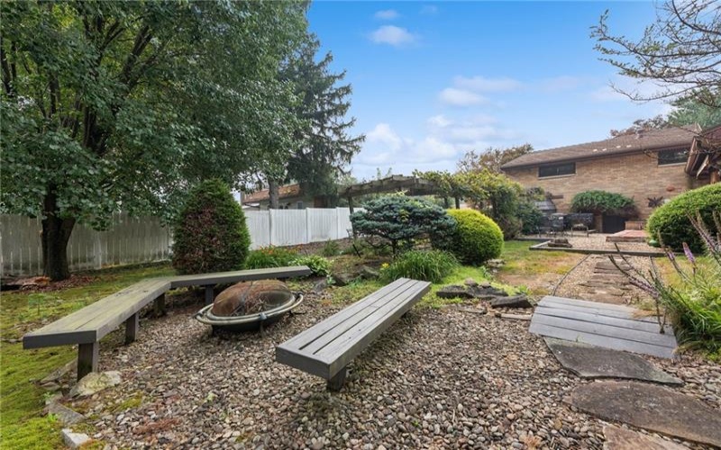 220 VERNON AVE, Belle Vernon, 15012, 3 Bedrooms Bedrooms, ,1.1 BathroomsBathrooms,Residential,For Sale,VERNON AVE,1766045