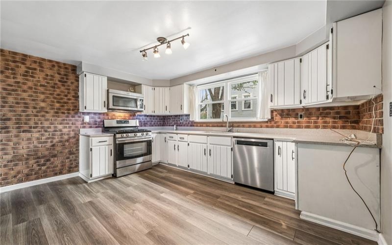 300 Pershing Dr, New Kensington, 15068, 3 Bedroom Bedrooms, ,2 BathroomBathrooms,Residential,For Sale,Pershing Dr,1766063