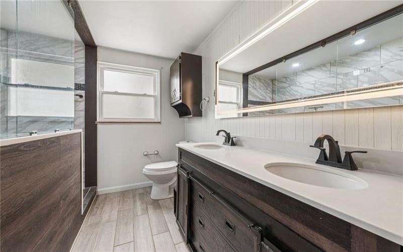300 Pershing Dr, New Kensington, 15068, 3 Bedroom Bedrooms, ,2 BathroomBathrooms,Residential,For Sale,Pershing Dr,1766063
