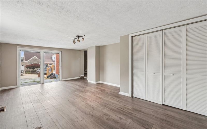 300 Pershing Dr, New Kensington, 15068, 3 Bedroom Bedrooms, ,2 BathroomBathrooms,Residential,For Sale,Pershing Dr,1766063