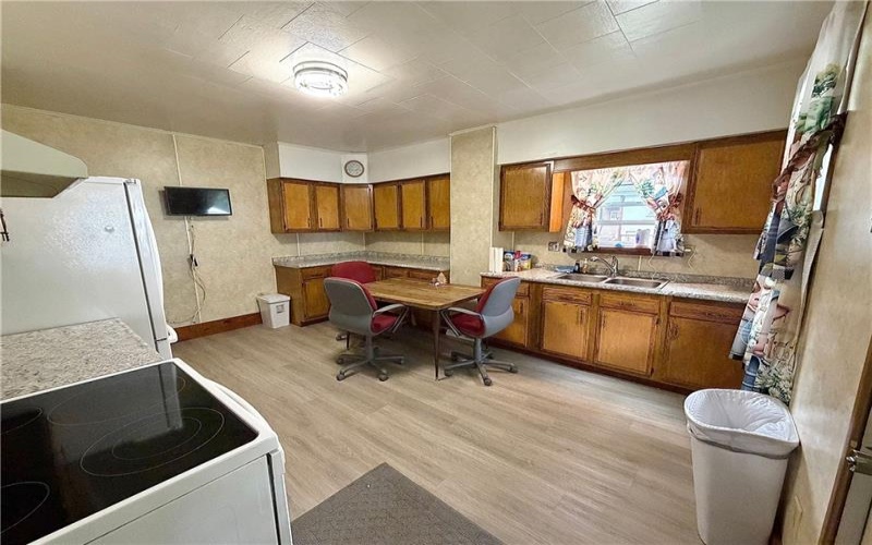 561 Chestnut Ridge Rd, Latrobe, 15650, 2 Bedroom Bedrooms, 5 Room Rooms,1 BathroomBathrooms,Residential,For Sale,Chestnut Ridge Rd,1767528