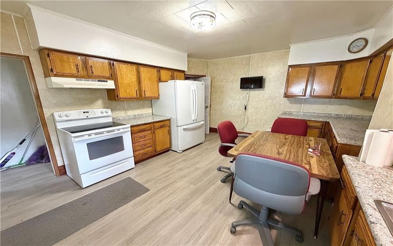 561 Chestnut Ridge Rd, Latrobe, 15650, 2 Bedroom Bedrooms, 5 Room Rooms,1 BathroomBathrooms,Residential,For Sale,Chestnut Ridge Rd,1767528