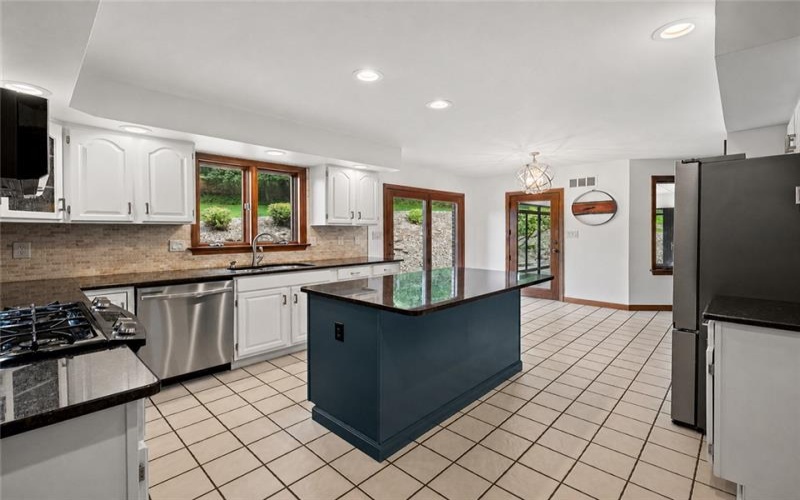 101 Park Lane, Murrysville, 15668, 4 Bedrooms Bedrooms, 12 Rooms Rooms,3.1 BathroomsBathrooms,Residential,For Sale,Park Lane,1767542